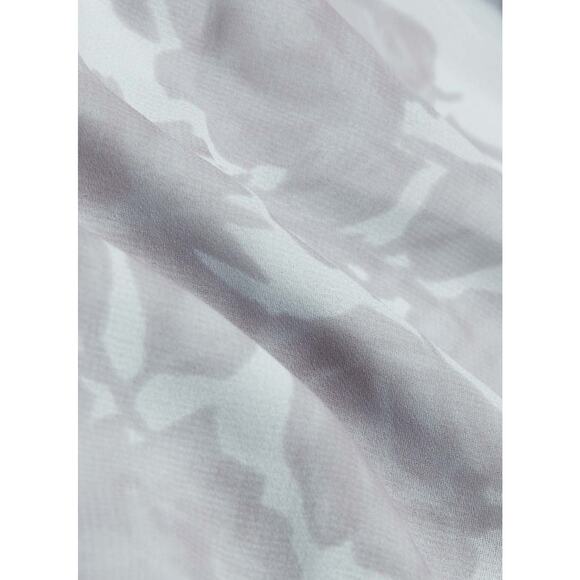 Aritzia Wilfred Valencia Blouse Frozen Gray Floral Sheer Mock Neck XS - Picture 3 of 8